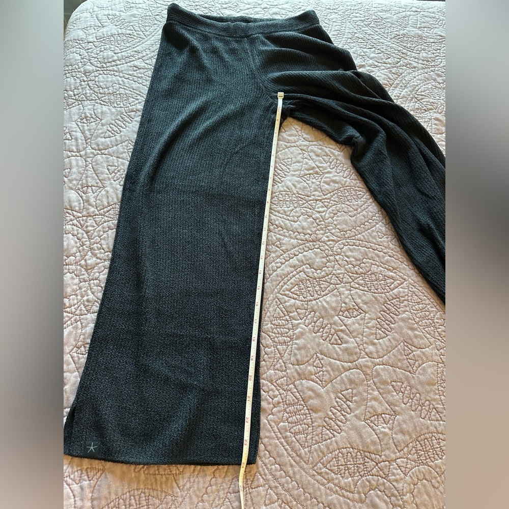 Barefoot Dreams Regular CozyChic Ultra Lite Ribbed Slit Crop Pant - XS - Picture 4 of 15